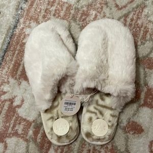 Anthropologie slippers size m/l